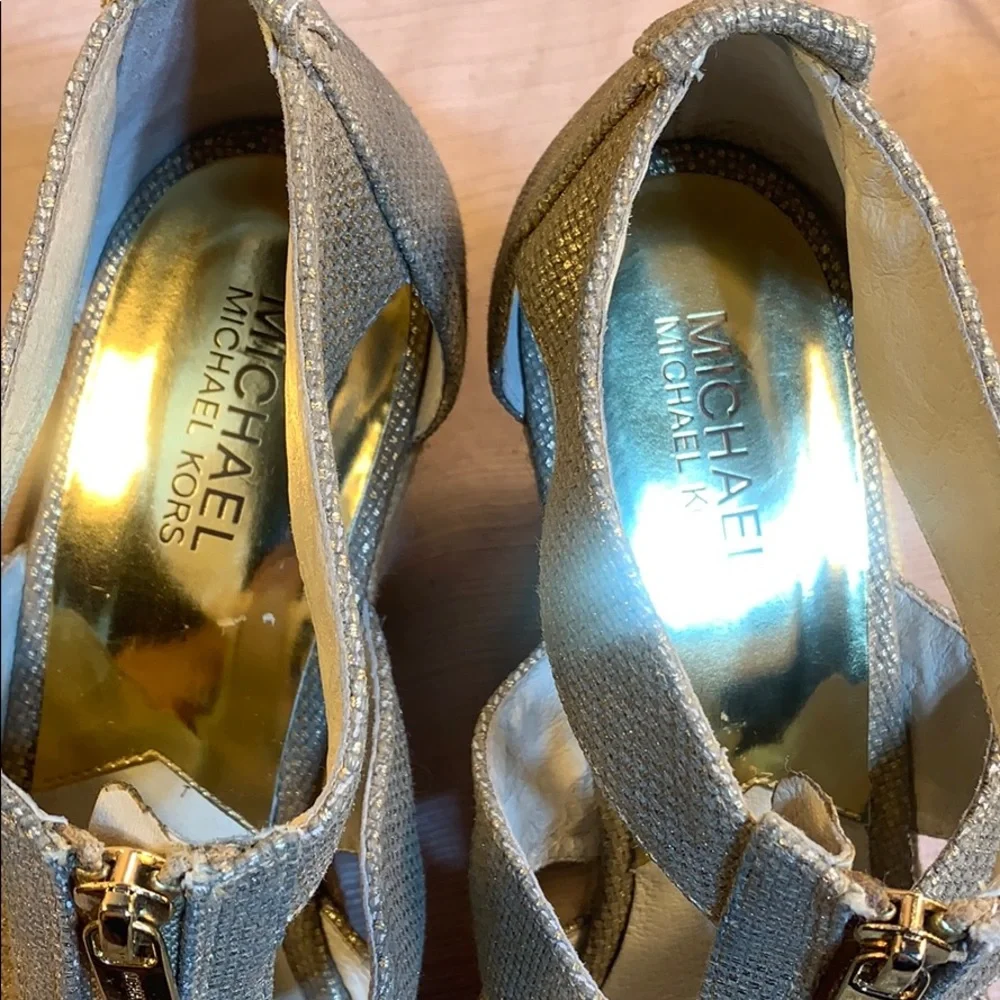 Michael Kors almost NEW worn once, EUC espadrilles